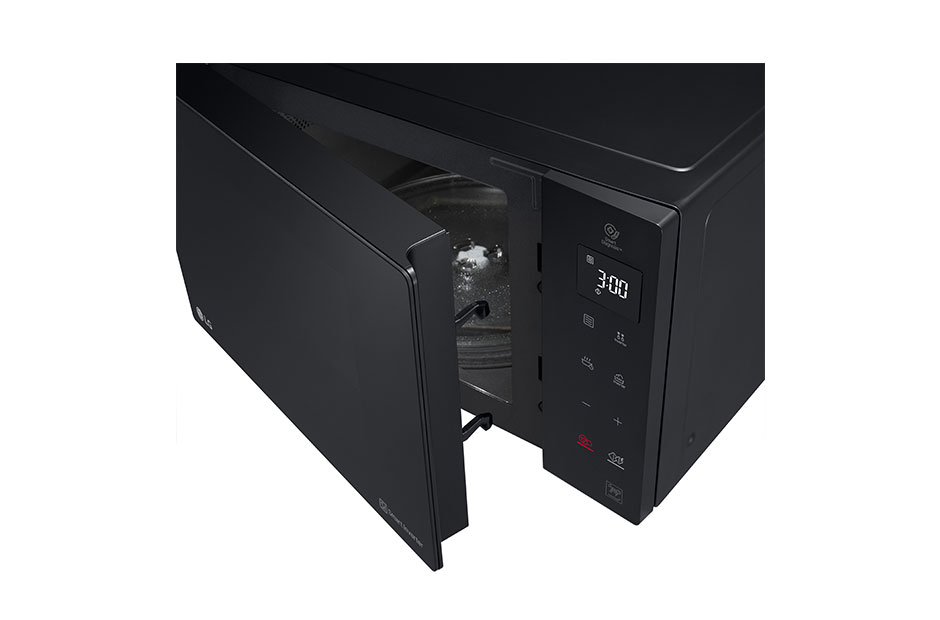 LG فرن المايكرويف بسعة 25 لتر بتقنية العاكس الذكي، التسخين المتساوي والتنظيف السهل لون أسود, MS2535GIS, thumbnail 4