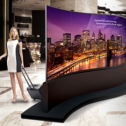 المزدوج عرض التبليط منحني