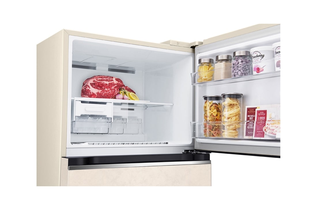 LG  ثلاجة فريزر علوي بسعة إجمالية 423 لتر لون بيج، ضاغط انفيرتر ™Smart Inverter, top freezer opened with moving ice maker attached and food stored, GNB-582GVZP, thumbnail 6