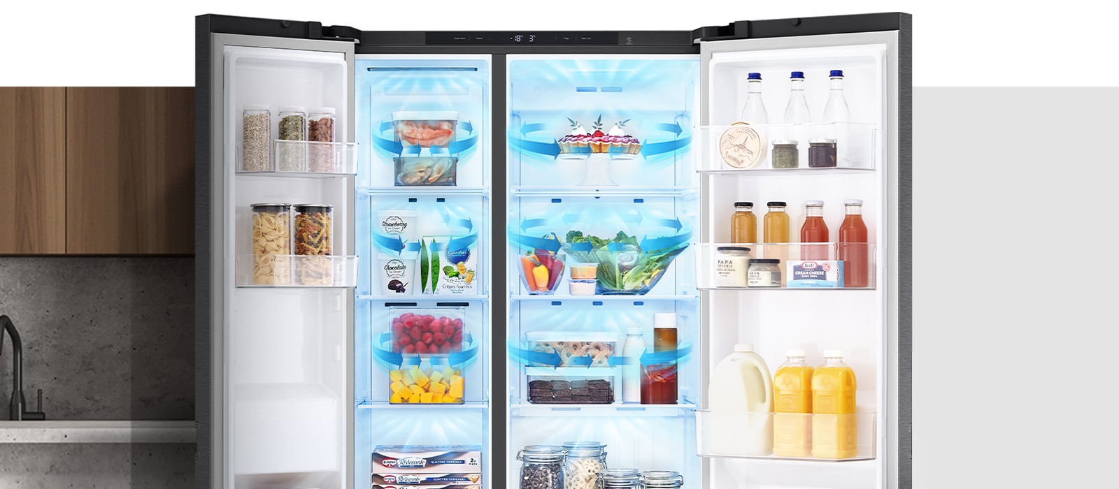 Inside the refrigerator filled with ingredients, blue arrows, which mean cold, are displayed below, on both sides, and on the whole.