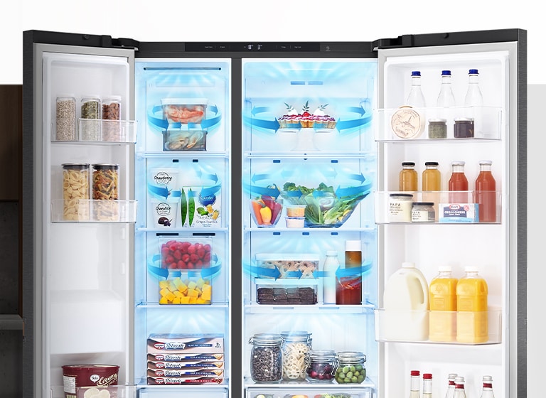 Inside the refrigerator filled with ingredients, blue arrows, which mean cold, are displayed below, on both sides, and on the whole.