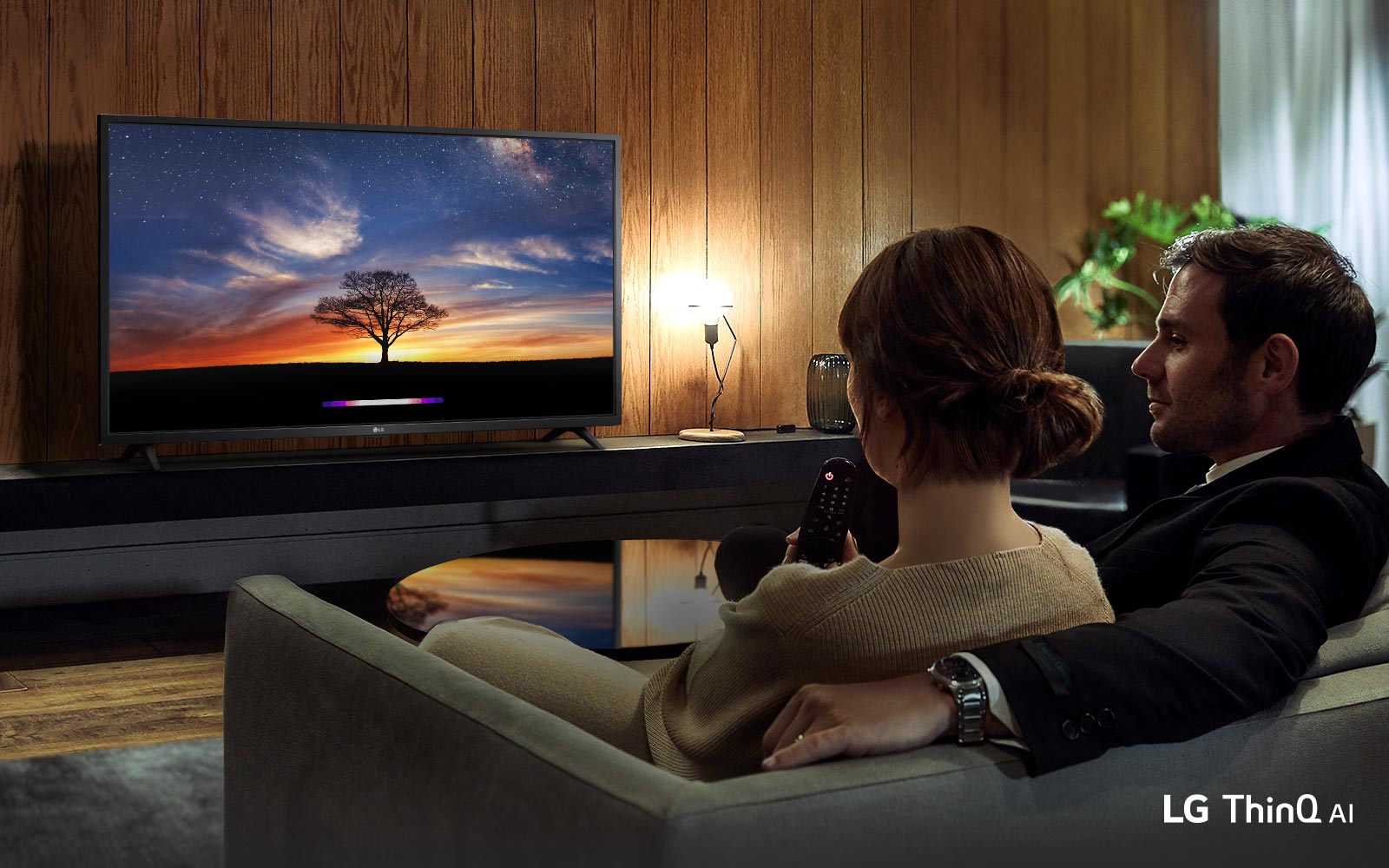 Live in Wonder with LG AI TV<br>1