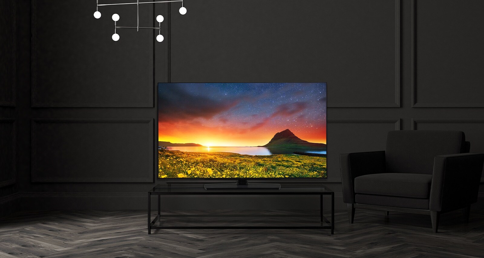 4K UHD Hospitality TV with Pro:Centric Direct