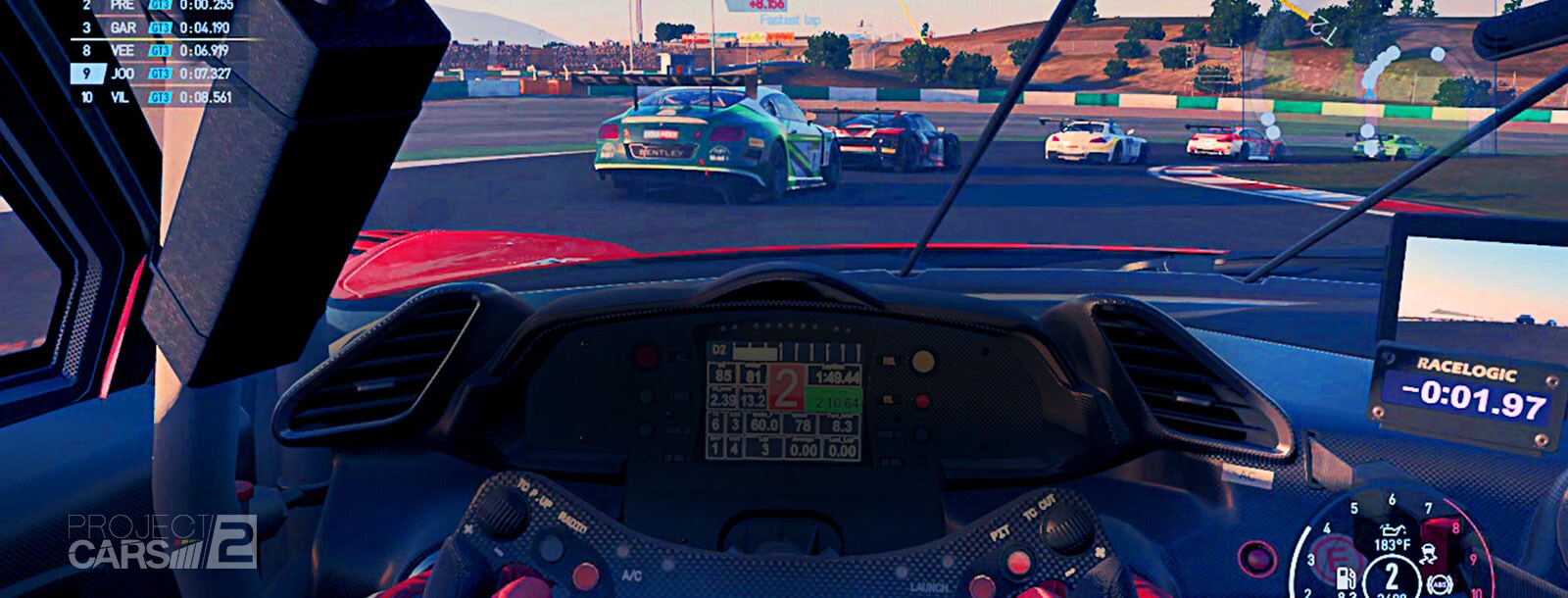 The racing game scene with link button.