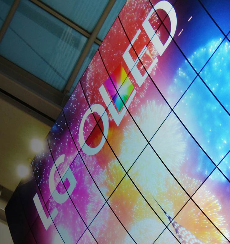 NOTHING COMPARES TO LG OLED