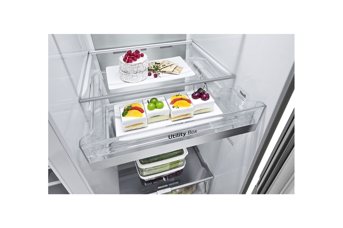 LG InstaView™ ThinQ™ 598L Side by Side Refrigerator, UVnano™, LINEARCooling™, ThinQ™ in Silver color, craft ice maker view, GCX-287TNSI, thumbnail 8