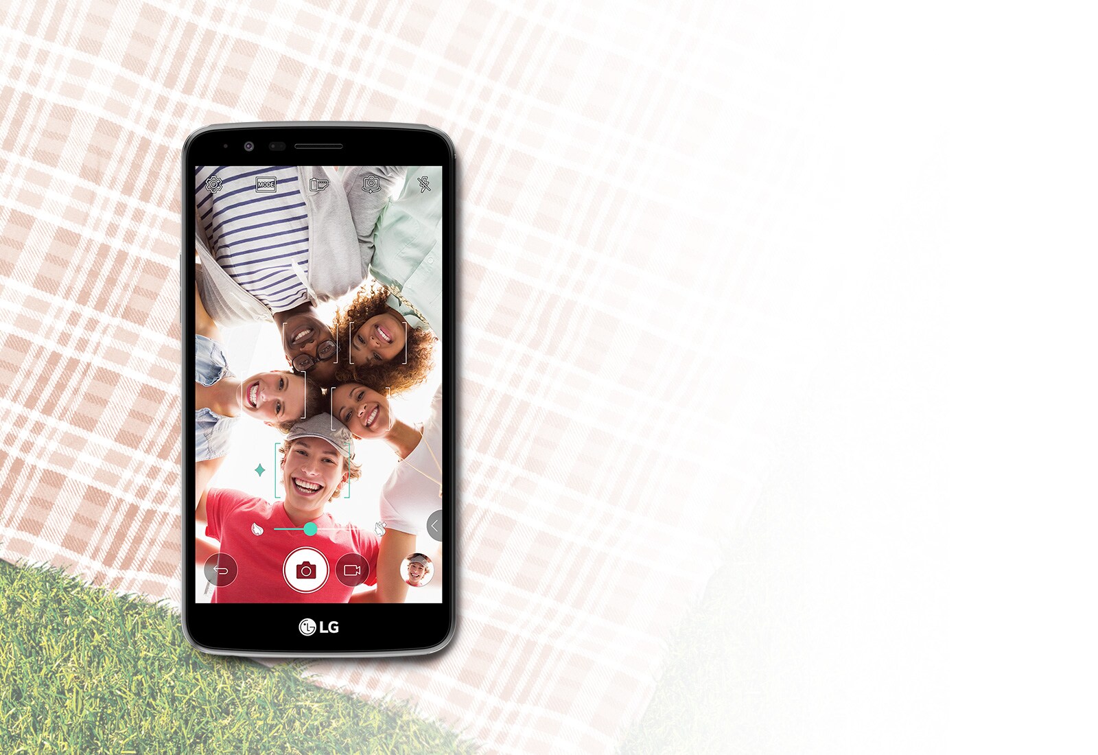 8MP Selfie Camera with Auto Shot<br>1