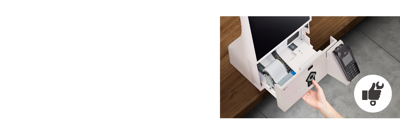 The built-in drawer at the kiosk’s bottom has a receipt printer and a card reader, which can be managed by opening the drawer.