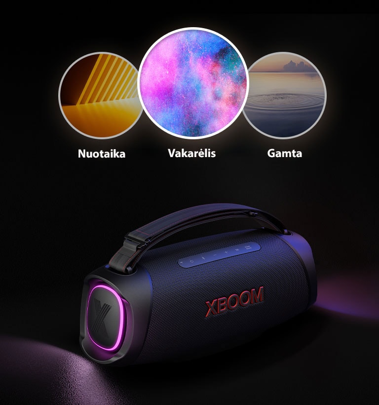 LG "XBOOM Go XG8T" su violetiniu apšvietimu padėtas ant grindų. Ant garsiakalbio viršaus rodomi trys „Light Studio“ režimai: aplinkos, gamtos ir vakarėlio.