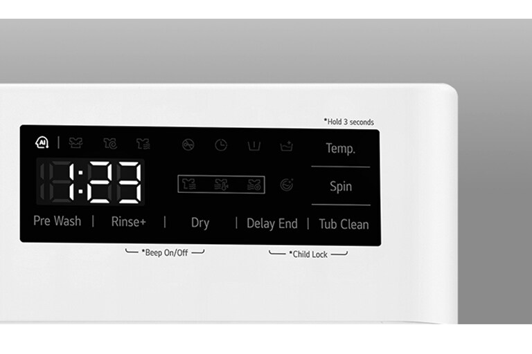 Išdidintas skalbyklės skydelio vaizdas su aiškiai matomu ekranu.