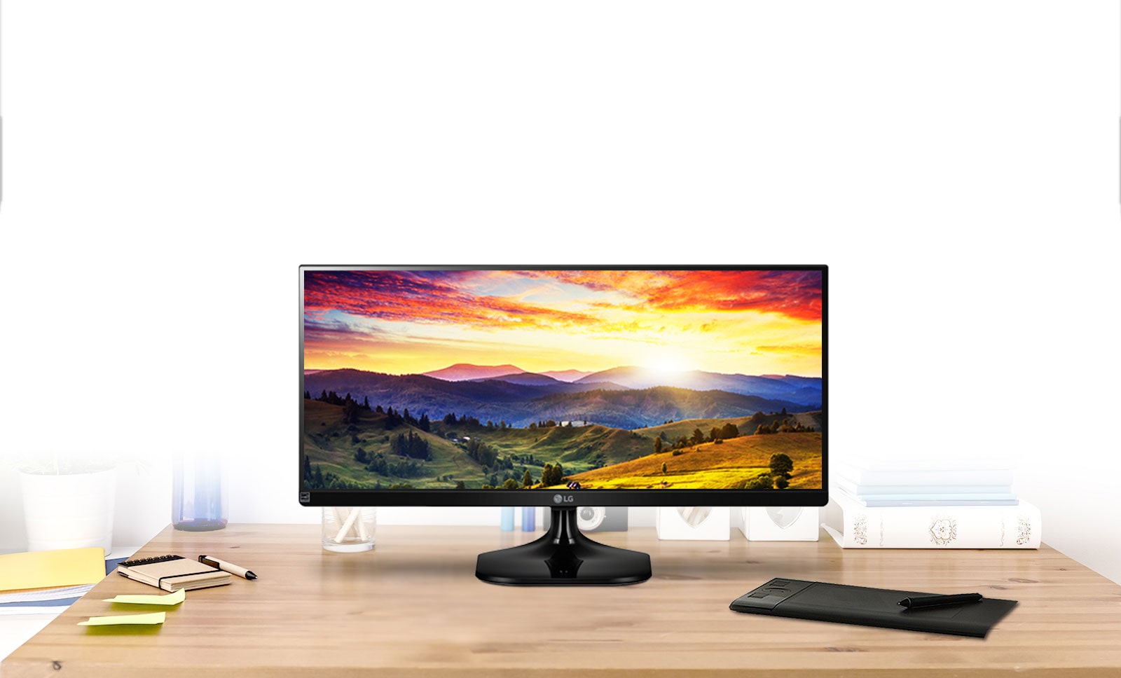 21:9 „UltraWide™ FHD IPS ekranas1
