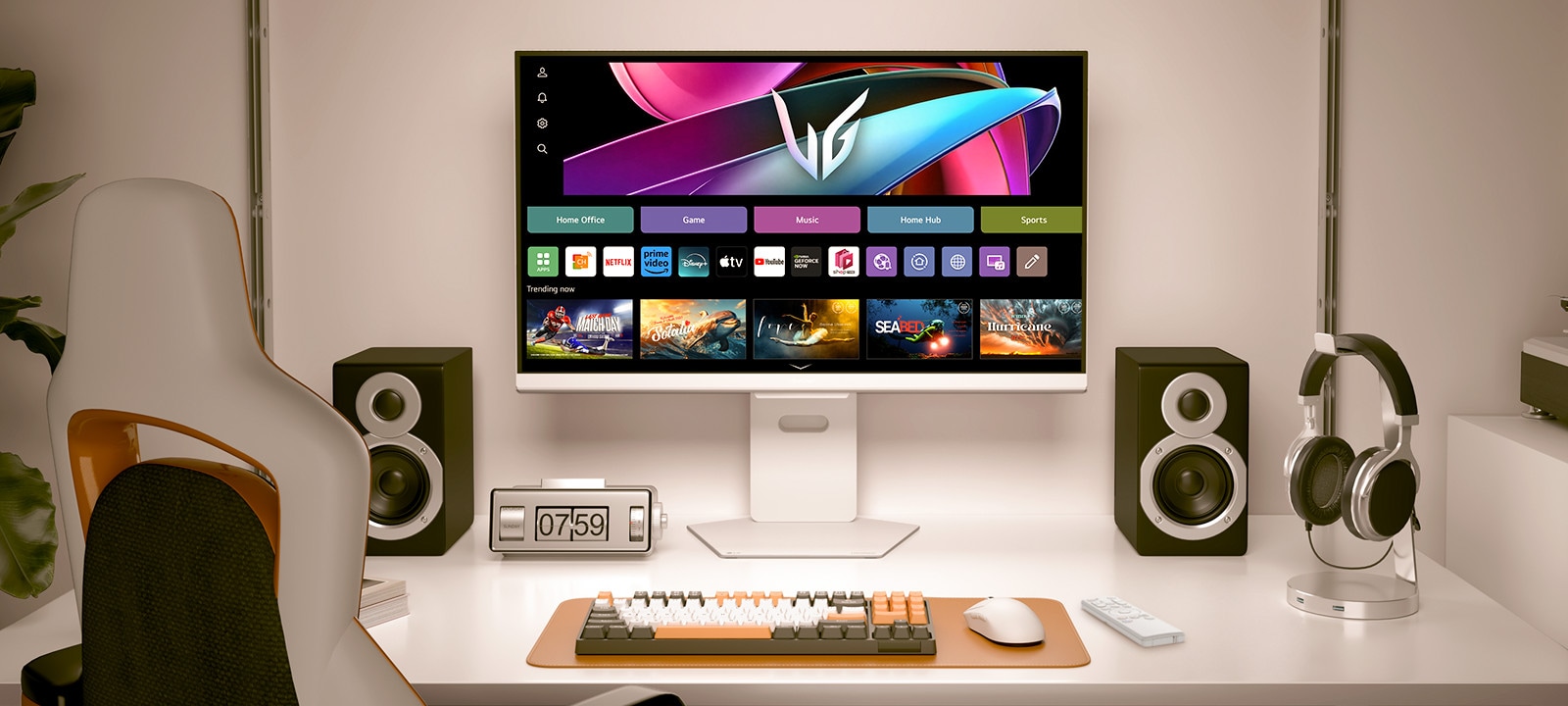 Monitoriaus vaizdas iš priekio su webOS ekranu ekrane.