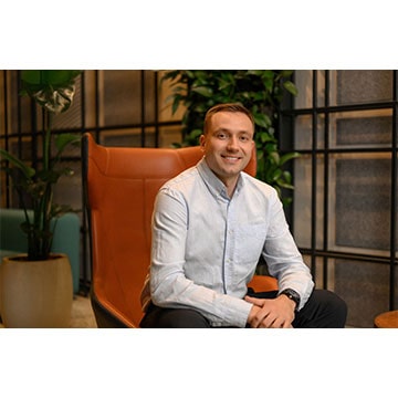 Išmanusis televizorius ar televizorius su dirbtiniu intelektu – kaip keičiasi mūsų televizijos žiūrėjimo įpročiai?