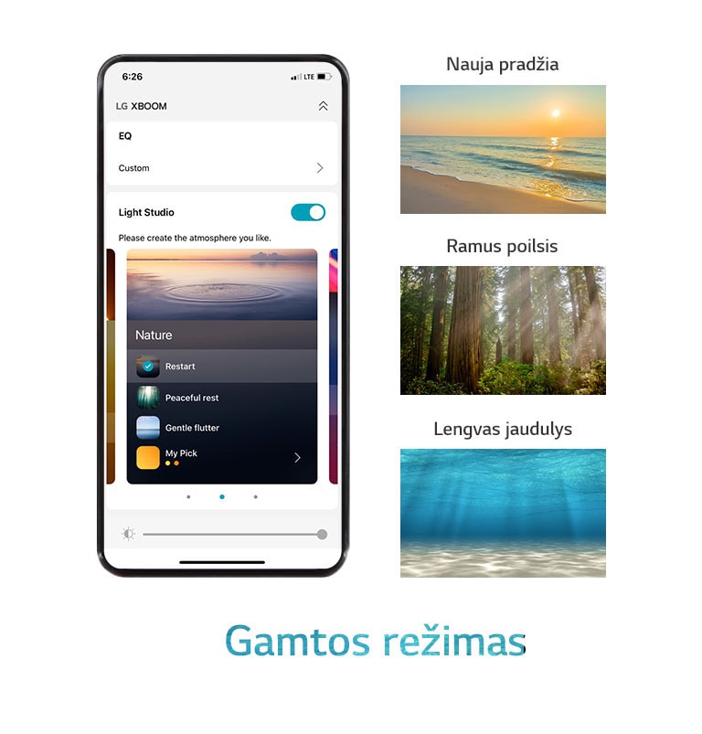 "Vaizduojamas mobilusis telefonas su įjungta programėle, o joje pasirinktas gamtos režimas. Paveikslėlyje vaizduojamas paplūdimio apšvietimas besileidžiant saulei. Vaizduojamas saulės apšviestas miškas. Vaizduojama šviesa, prasiskverbianti po vandeniu skaidrioje jūroje."