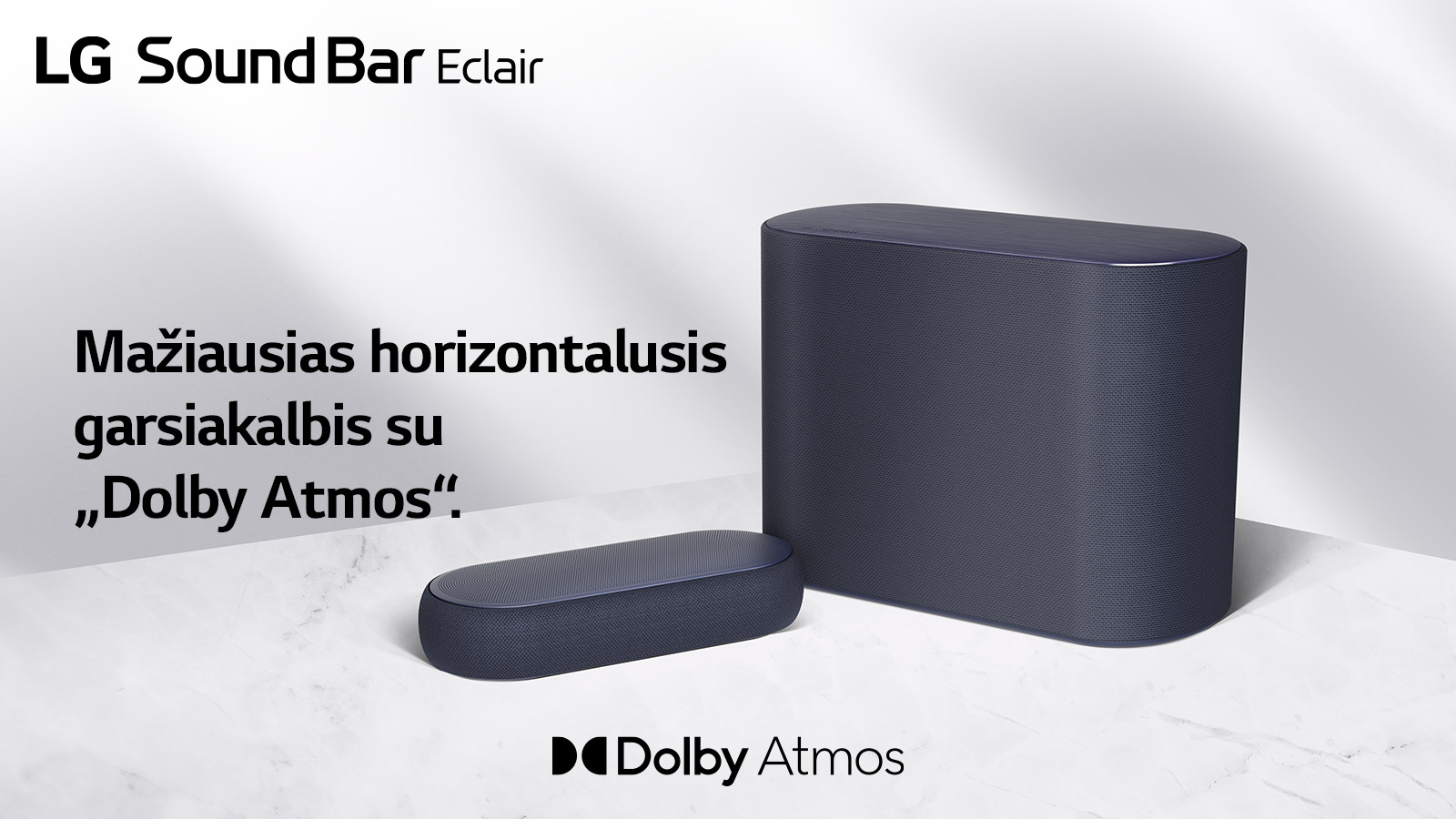 Horizontalusis garsiakalbis ir žemadažnis garsiakalbis, pastatyti ant marmurinių grindų; horizontalusis garsiakalbis ir žemadažnis garsiakalbis nukreipti į priešingas puses