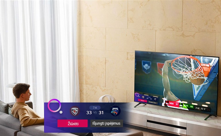 TV ekrane rodomos krepšinio varžybos ir su sportu susijęs įspėjimas.