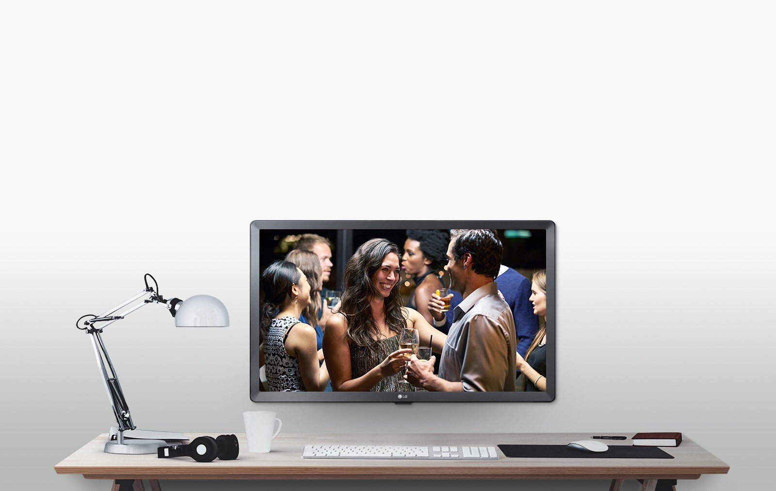 Stilingas ir patogus, su galimybe montuoti ant sienos