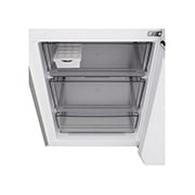 LG šaldytuvas su šaldikliu apačioje | 1.86m | 333L | Pilka | C klasė | DoorCooling+™ | FRESHBalancer™, LG šaldytuvas-šaldiklis , priartintas vyno laikiklis, ten padėti keturi buteliai ir dėžutė su makarunais, laikiklio konstrukcija vaizduojama padidintame apvalios formos paveikslėlyje, GBBS514CPY, thumbnail 7