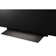 LG 77 colių LG OLED evo AI C4 4K išmanusis TV OLED77C4 WebOS24 2024, Priartintas LG OLED televizoriaus OLED B4 vaizdas nuo bazės, OLED77C41LA, thumbnail 14
