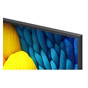 LG 86 colių LG NanoCell AI 4K išmanusis TV NANO81 2025, Procesorius alpha 7 AI Processor Gen8 įsižiebia geltona šviesa ir iš jo sklinda spalvoti šviesos blyksniai. Antraštėje rašoma apie tai, kaip procesorius užtikrina 4K kokybę, nuostabias spalvas ir ryšk, 86NANO81A3A, thumbnail 4