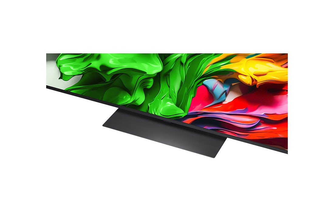 LG 55 colių LG QNED evo AI MiniLED 4K išmanusis TV QNED86 2025, Peizažo vaizdas, kuriame matomas urvas, o virš jo plyti giedras mėlynas dangus, perskirtas per vidurį – pusė vaizdo išblukusi, o kita pusė kontrastingai ryški. Apačioje kairėje pusėje yra nedidelis įp, 55QNED86A3A, thumbnail 7