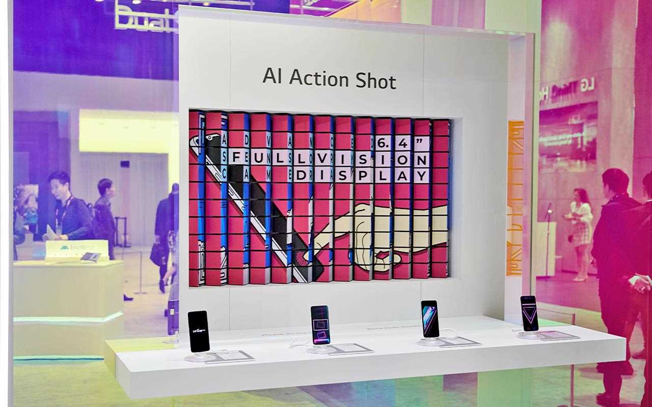 At the action shot booth at IFA 2019, you can take a shot that would normally be blurry with perfect precision thanks to the LG G8X ThinQ | More at LG MAGAZINE