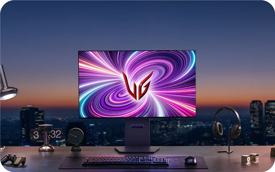 32 colių „UltraGear™“ dviejų režimų 4K OLED žaidimų monitorius, pasižymintis elegantišku dizainu, idealiai tinkantis įtraukiančių žaidimų patirčiai.