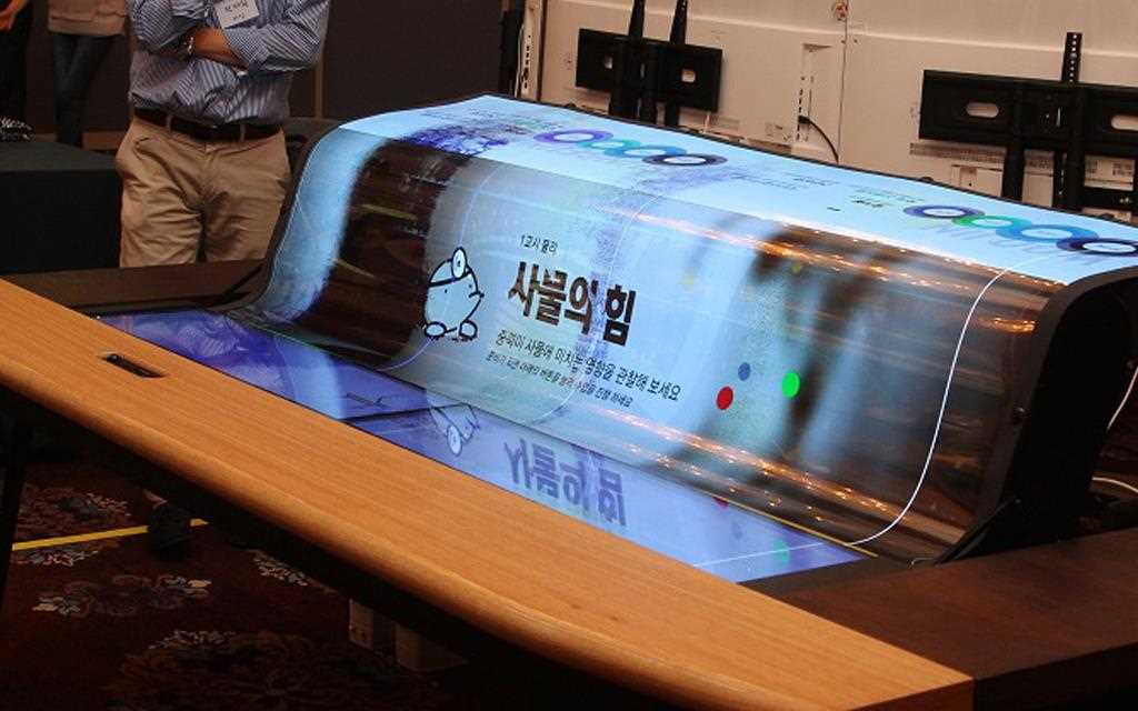 ar_lt-flexible-oled-display.jpg