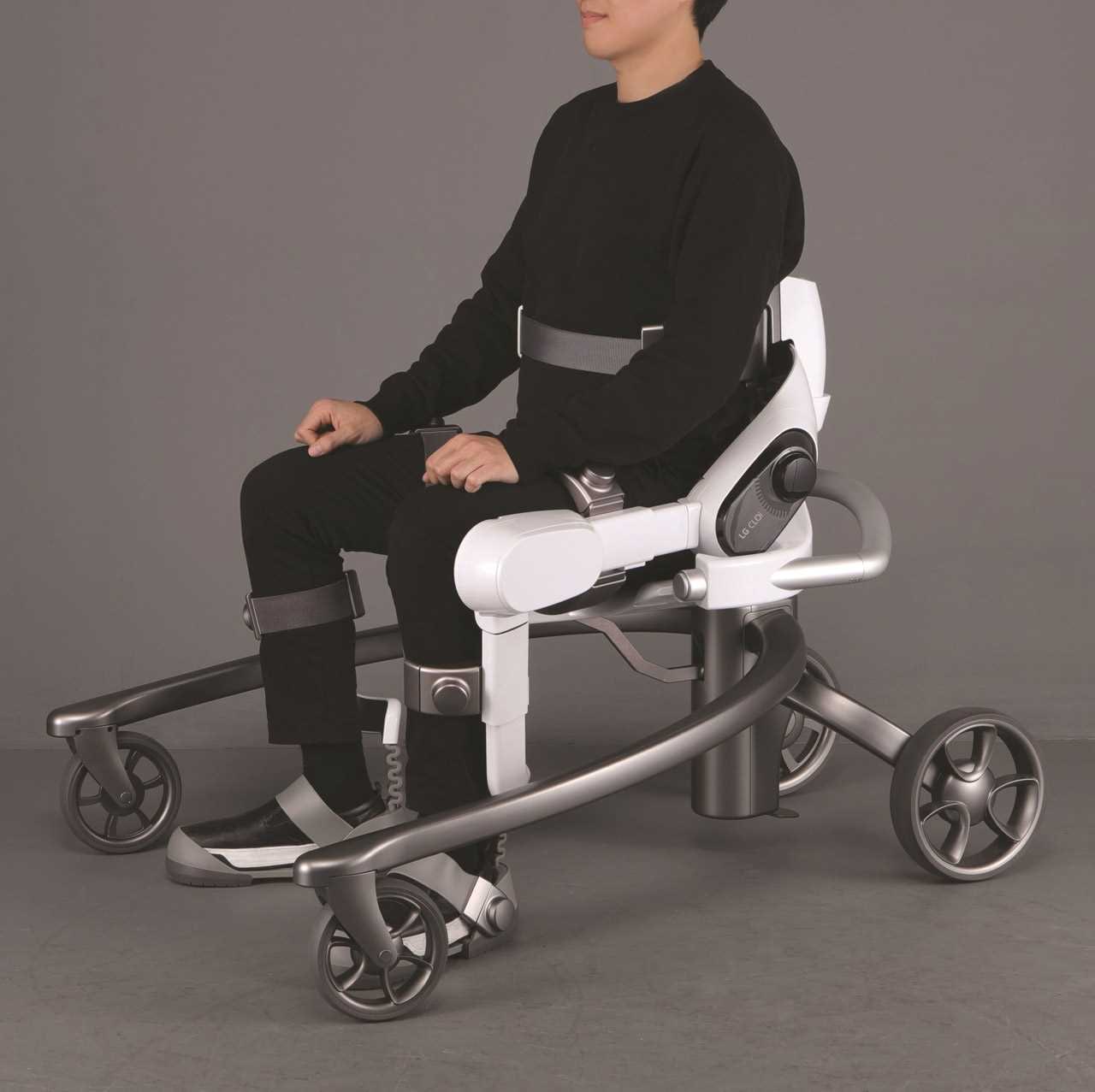 ar_lt-lg-cloi-robot-3.jpg