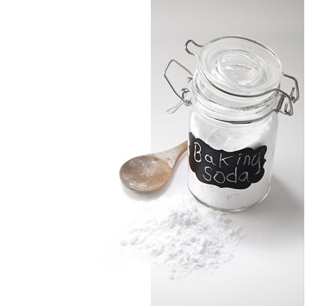 REF-NatureFRESH-Vplus-03-UsefulTips-06-4-Baking-Soda-Desktop_v1