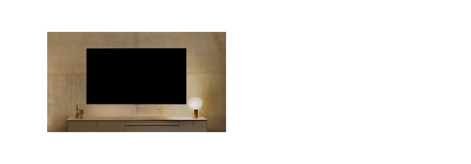 LG NANO 4K UHD AI NU85 izskatās izslēgts pie sienas, pēc tam ieslēdzas Gallery Mode, tas rāda informāciju un pārslēdzas starp dažādiem mākslas darbiem.
