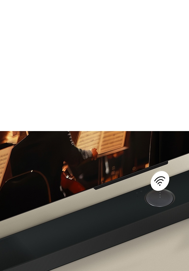 LG TV tuvplāns virs LG Soundbar ar WIFI simbolu, kas peld augšpusē.