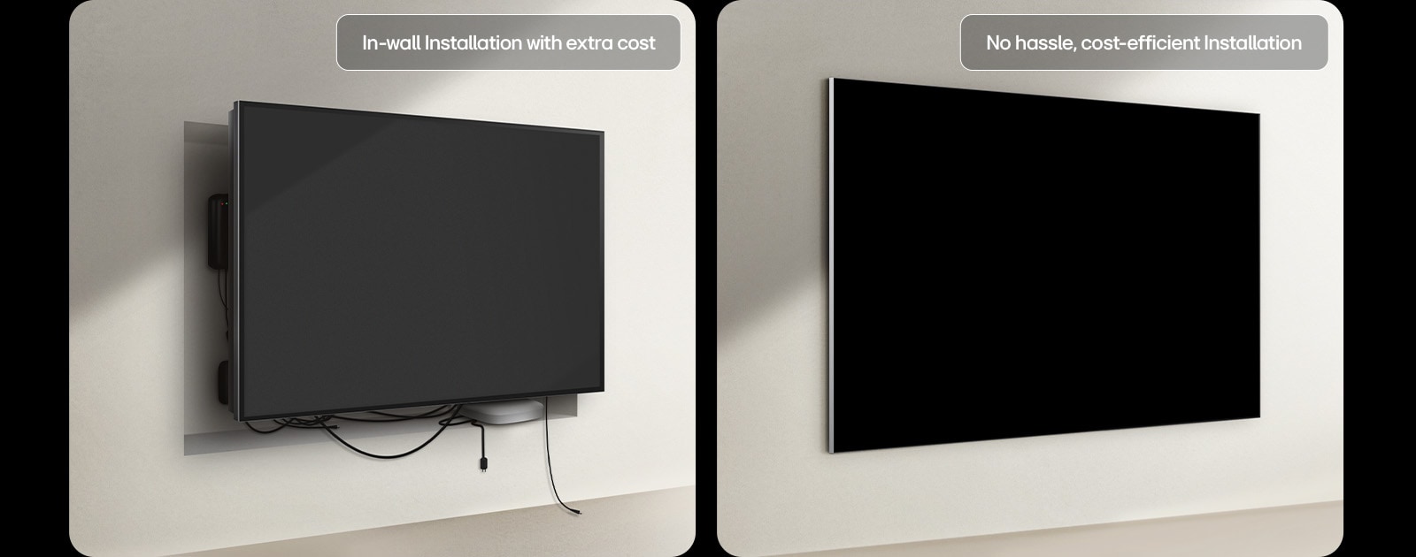 Vadu TV un LG True Wireless TV salīdzinājums blakus attiecībā uz uzstādīšanu. Vadu TV pusē bijusi nepieciešama papildu konstrukcija, lai noslēptu citas ierīces aiz TV. Nekārtība un vadi joprojām redzami spraugās. Norāde par uzstādīšanu pie sienas bez papildu izmaksām. LG True Wireless pusē TV ir estētiski piestiprināts pie sienas. Nav redzami nekādi vadi vai citas ierīces. Norāde par ērtu un lētu uzstādīšanu. 