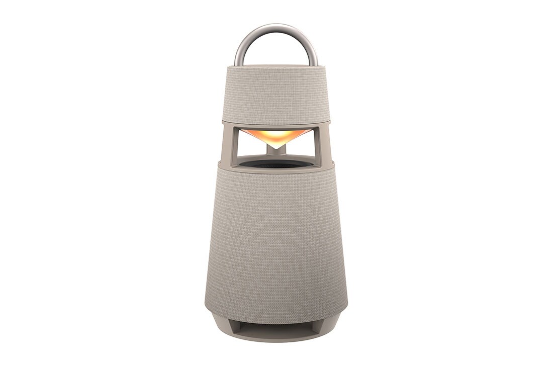 LG XBOOM 360 RP4BE Smilšu, Slīpi no priekšpuses ar ieslēgtu dzeltenu apgaismojumu, RP4BE