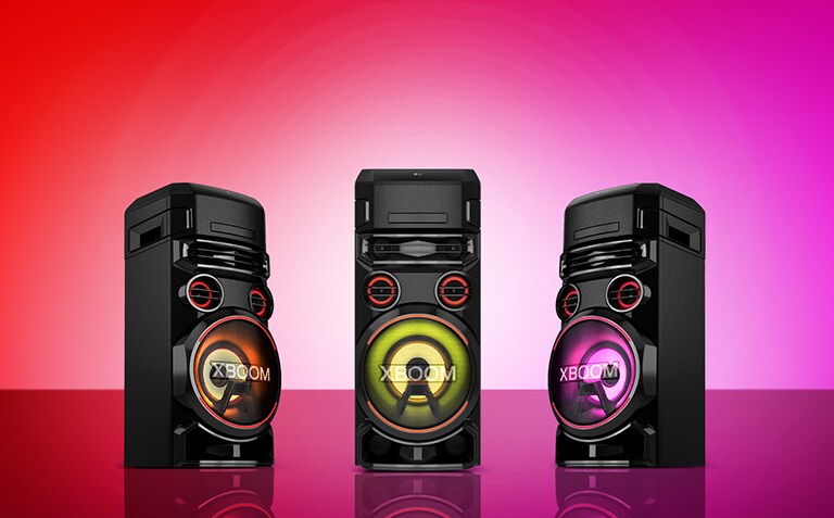 Video priekšskatījumā redzams trīs LG XBOOM skaļruņu dažāds izgaismojums.