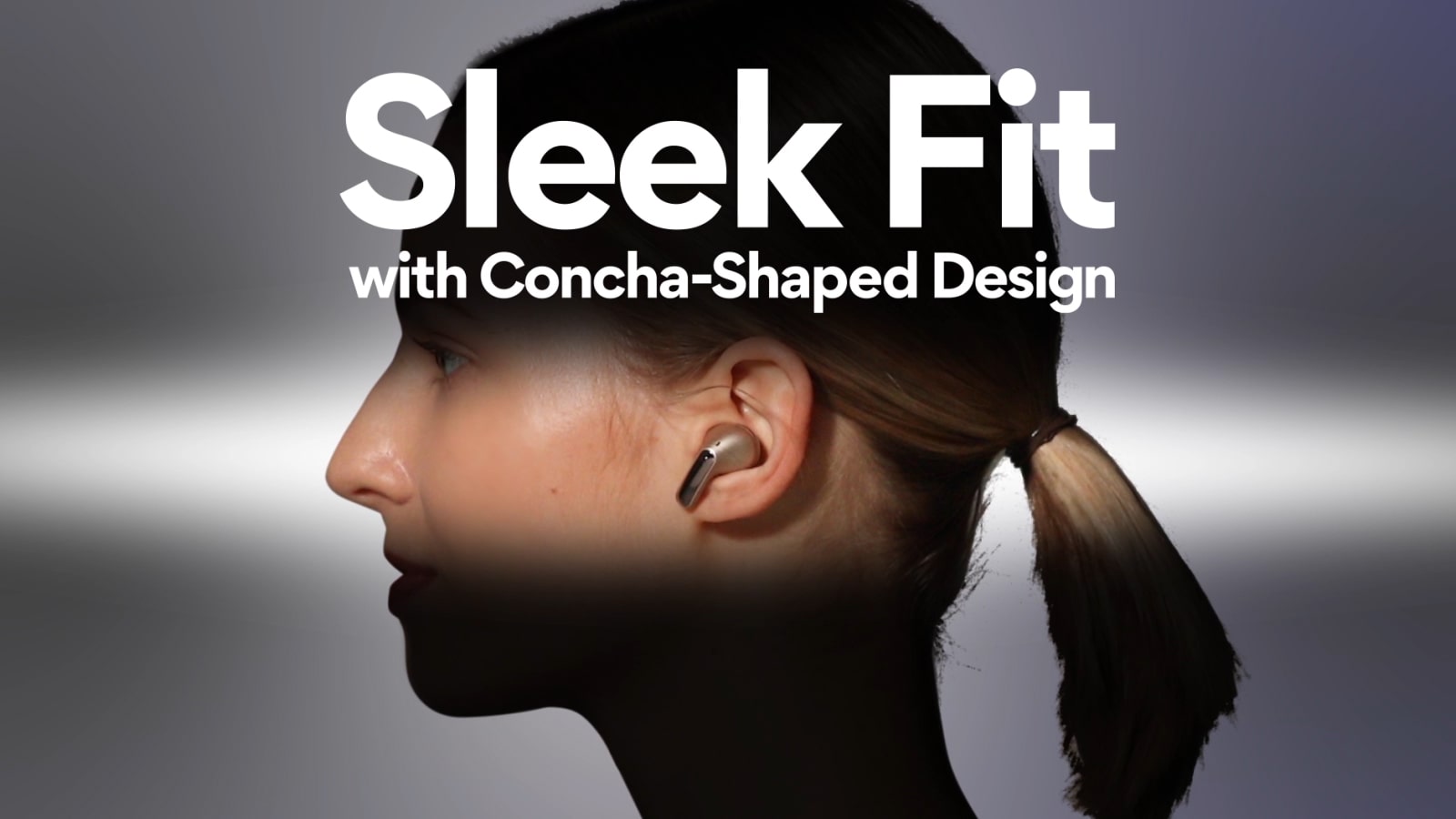 Attēlā redzams vīrietis ar aizvērtām acīm un TONE Free ausīs, un virs tā ir attēls ar tekstu “Atsvaidziniet izskatu”.