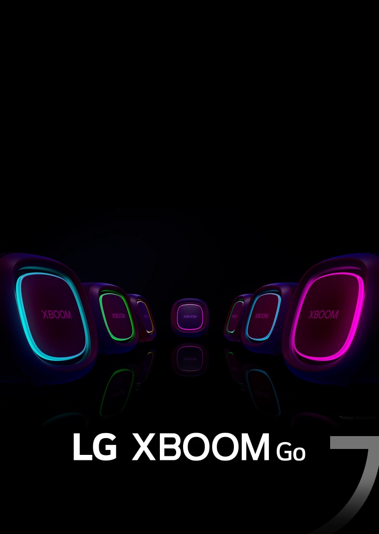 LG XBOOM Go XG5 ir novietoti bezgalīgā telpā ar ieslēgtiem dažādiem apgaismojumiem.