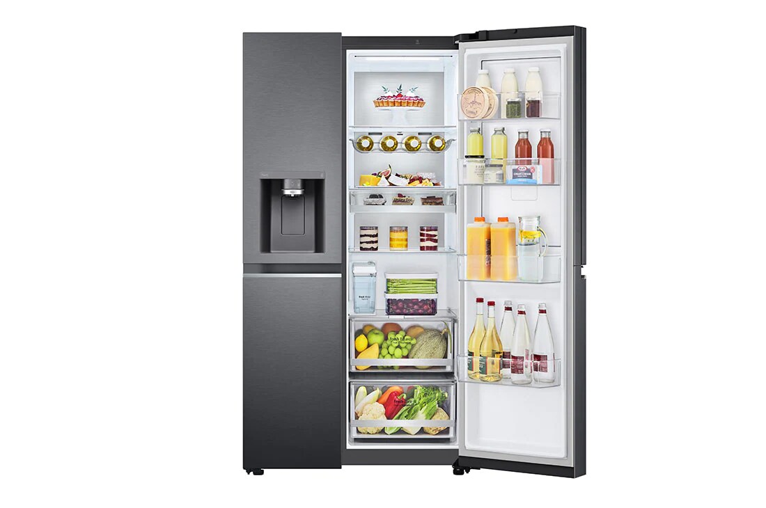 LG Side by side ledusskapis | 635L | augstums 1.79m | platums 91.3 cm | Melns |E klase| WiFi | DoorCooling | Total No Frost | GSJV91MCAE, skats no priekšpuses atvērtā veidā uz pārtiku, GSJV91MCAE, thumbnail 2