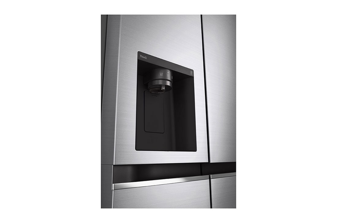 LG Side by side ledusskapis | 635L | augstums 1.79m | platums 91.3cm | Pelēks |F klase| WiFi | DoorCooling | Total No Frost | GSLV50PZXM, Skats no kreisās puses uz dozatora, GSLV50PZXM, thumbnail 6