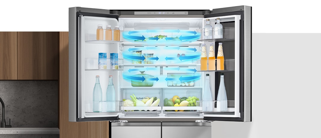 Ledusskapja iekšpusē, kas piepildīts ar sastāvdaļām, apakšā, abās pusēs un kopumā ir redzamas zilas bultiņas, kas nozīmē aukstumu.