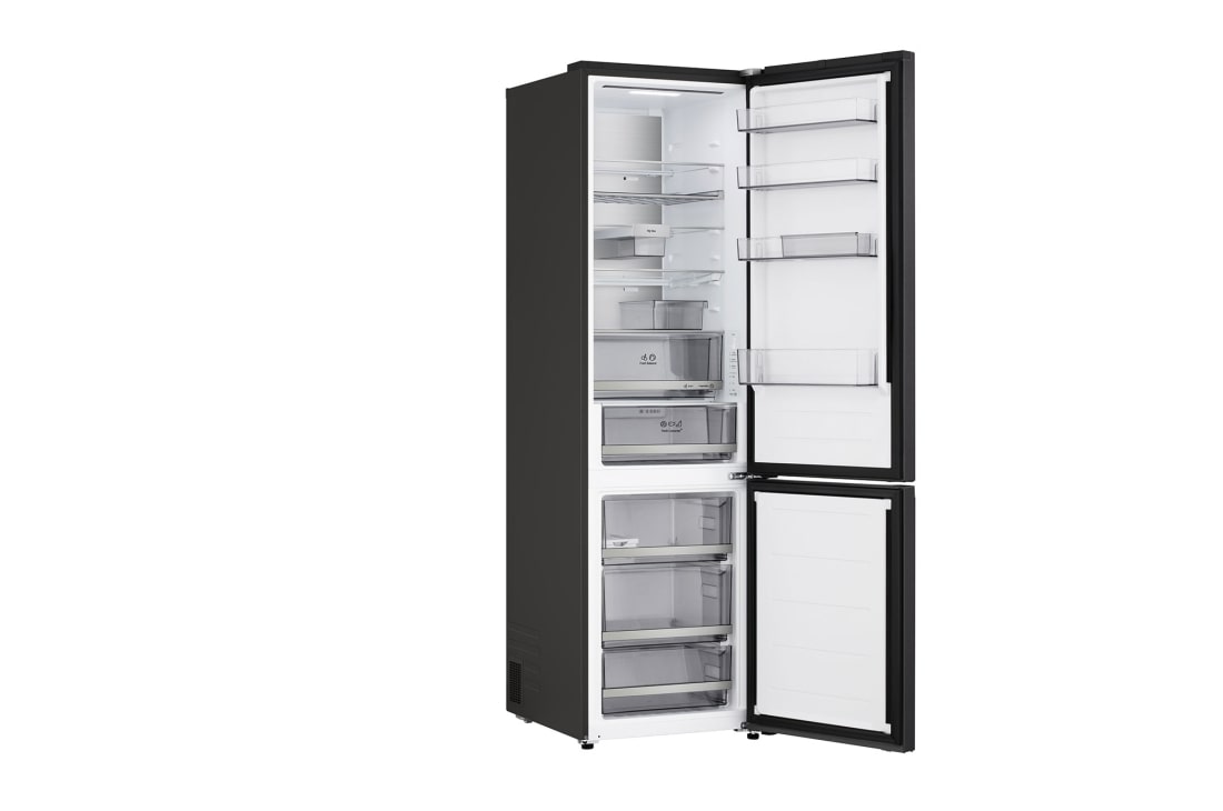LG ledusskapis ar saldētavu apakšā | 2.03m | 375L | Melns | C klase | DoorCooling™ | Fresh Converter+™, LG ledusskapja ar saldējamo kameru apakšā (GBBS726CEV) skats no priekšas un sāniem, parādot ārējo dizainu, GBBS726CEV, thumbnail 12