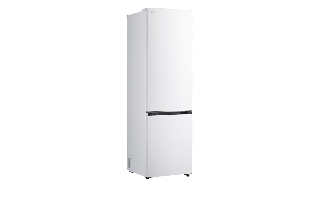 LG ledusskapis ar saldētavu apakšā | 2.03m | 375L | Balts | C klase | DoorCooling™ | Fresh Converter+™, LG ledusskapis ar saldētavu, iebūvēts tumšbrūnā skapītī, kreisajā pusē redzams logs un dīvāns, bet labajā pusē&nbsp;– izlietne, GBBS524CSW, thumbnail 14