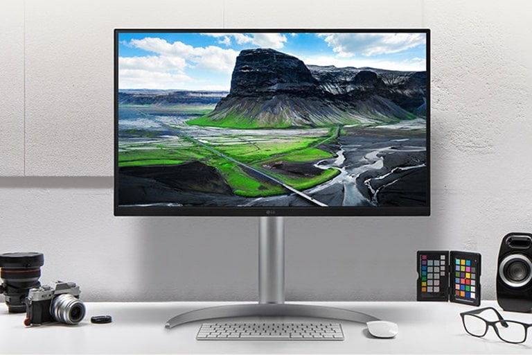 LG UltraFine Display monitors