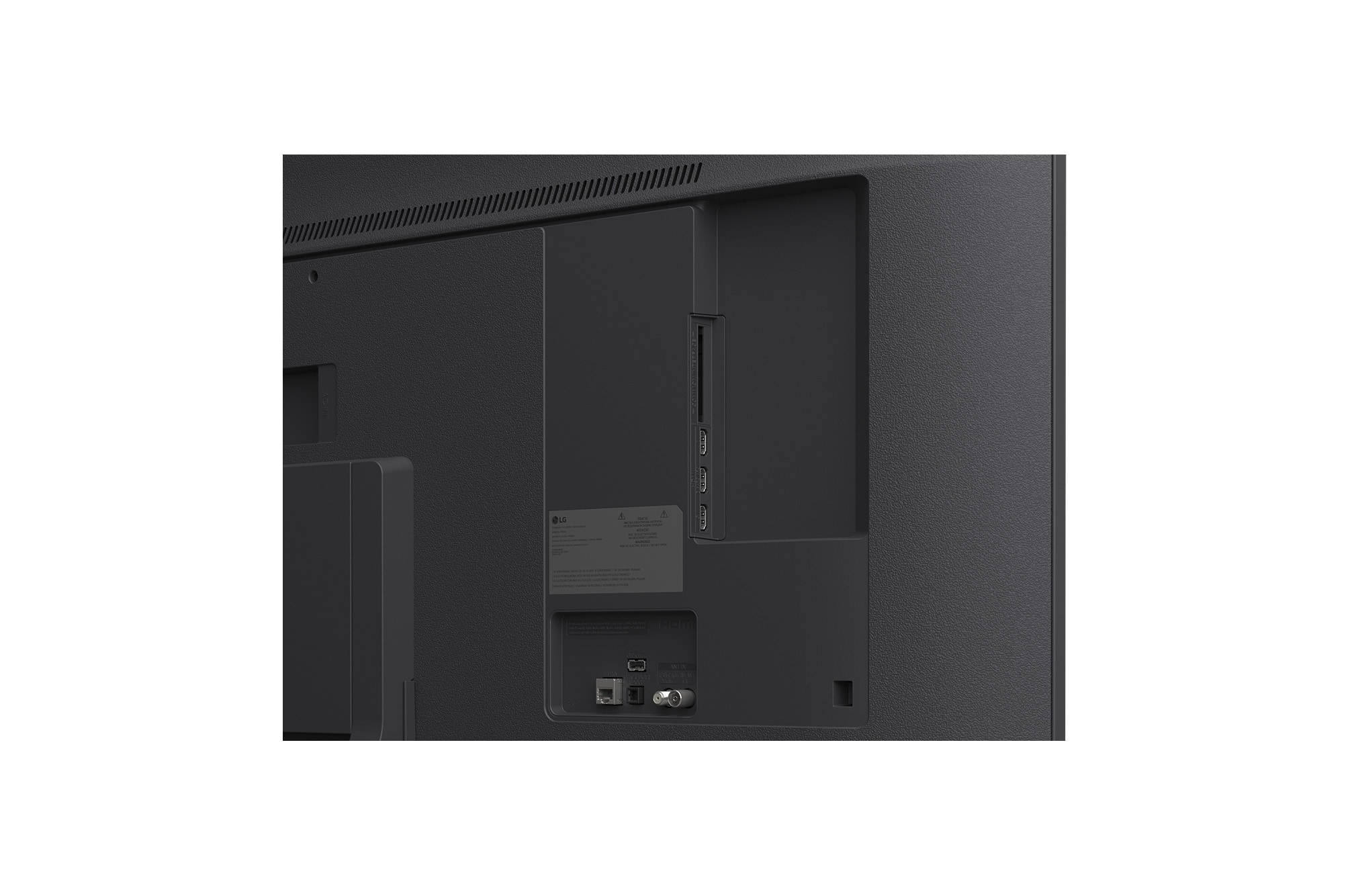 LG 65&nbsp;collu LG QNED evo AI Mini-LED 4K viedtelevizors 2026, LG QNED evo AI QNED82 Mini LED ar Ultimate Gameplay rāda dzīvīgu, ātrgaitas sacīkšu ainu ar izplūdušu salīdzinājuma skatu, izceļot Motion Booster 288 un vienlaikus atbalstot 144Hz, VRR, AMD FreeSync, , 65QNED83B3A, thumbnail 11