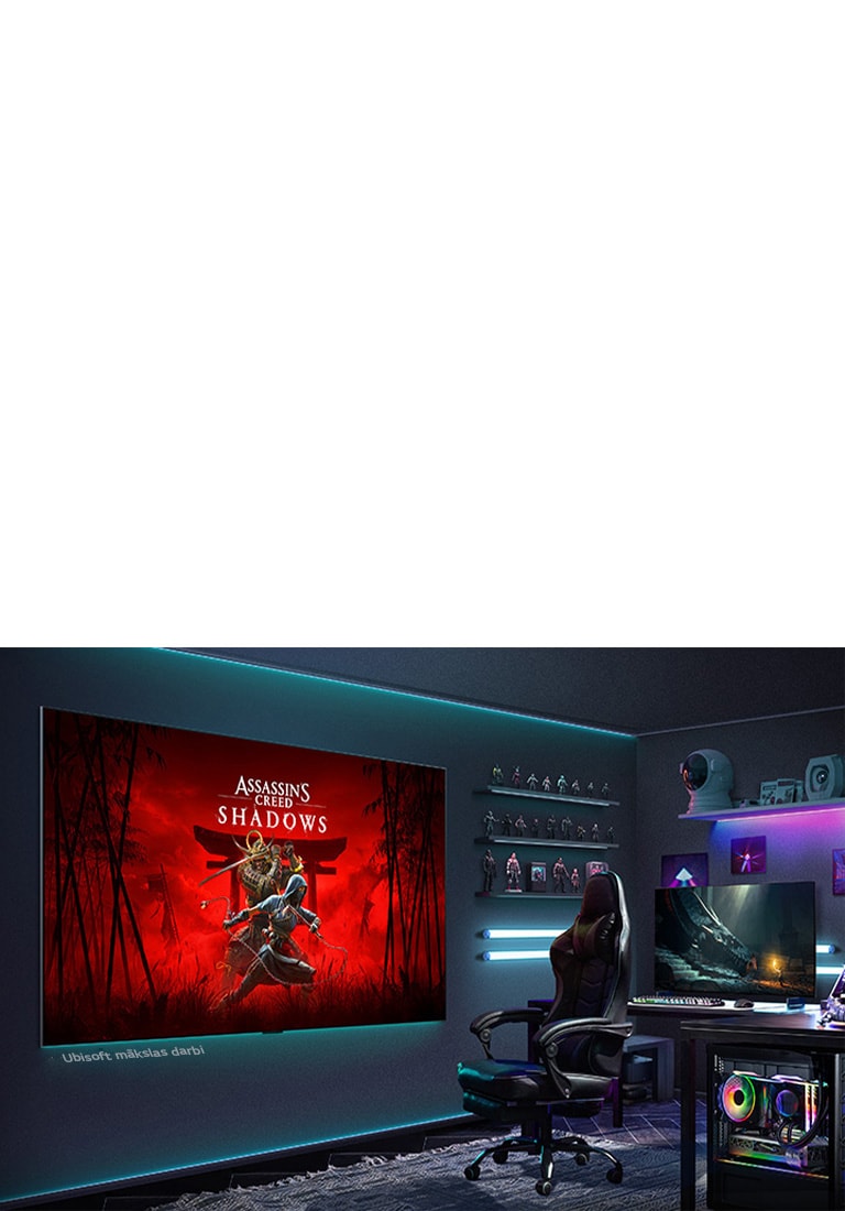 LG QNED evo AI QNED82 Mini LED ar LG Gallery+ rāda Ubisoft mākslas darbu „Assassin's Creed Shadows" pie sienas piestiprinātā ekrānā tumšā, iespaidīgā spēļu telpā, izceļot TV mākslas attēlošanas režīmu. 