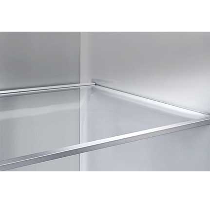 Eleganta, smalka metāliska apdare