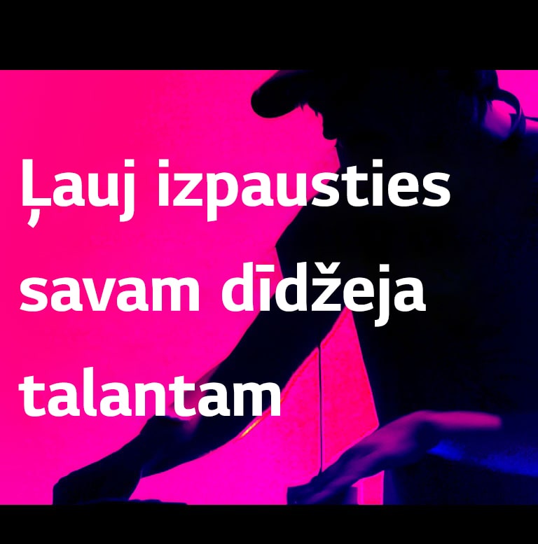 Mees keerutab DJ-plaati.