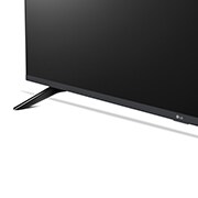 LG UHD UR73 43 collu 4K Smart TV 2023, skats uz poliem tuvplānā, 43UR73003LA, thumbnail 6