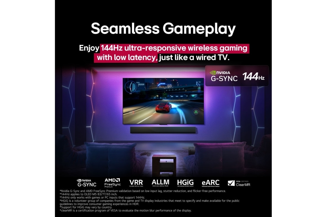 LG 65 collu LG OLED evo AI M5 4K viedtelevizors OLED65M5 ar 144 Hz bezvadu video un audio pārsūtīšanu, LG OLED M5 TV, kura ekrānā tiek spēlēta spēle, kas demonstrē vienmērīgu un nevainojamu spēli. Zero Connect Box var redzēt, taču tas labi saplūst kopā ar telpu. Ir redzami spēļu sertifikāti. Tekstā pie, OLED65M59LA, thumbnail 5