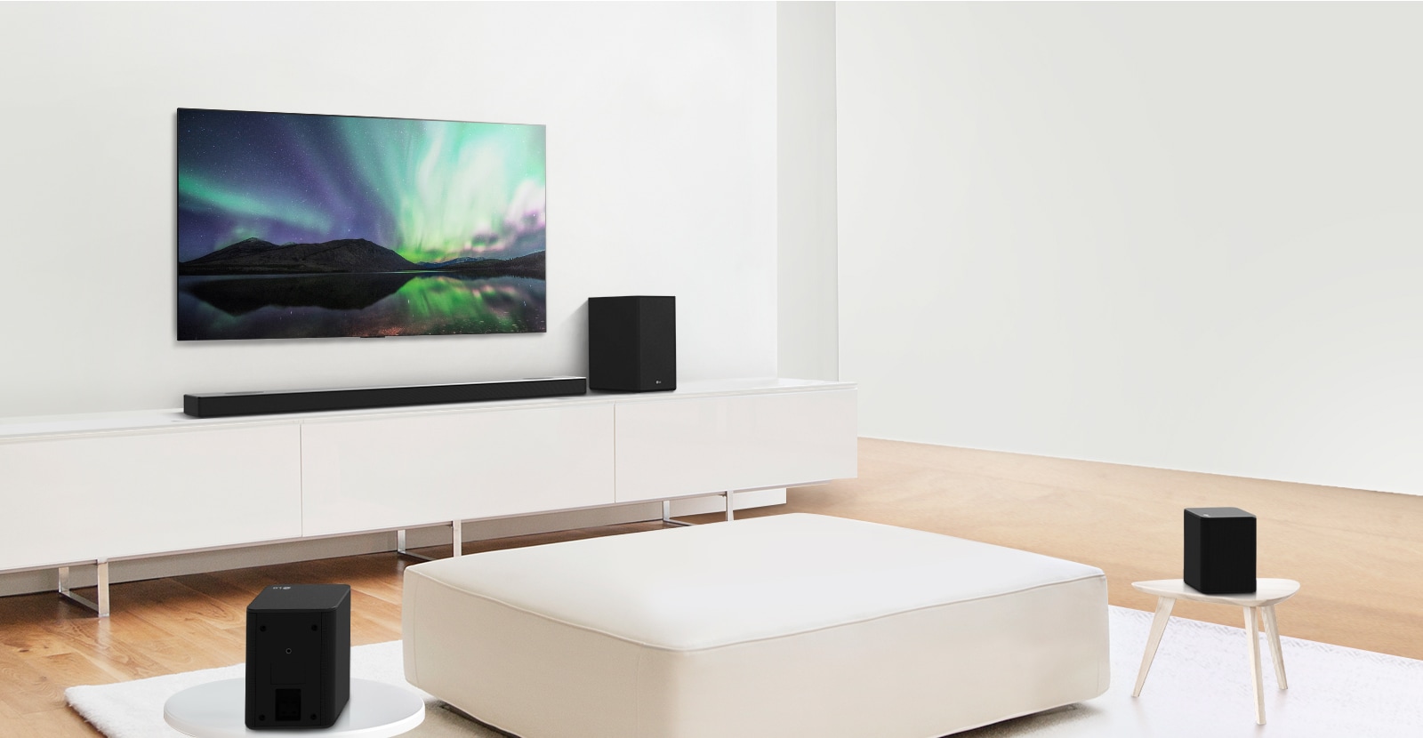 Video preview showing LG Soundbar in a white living room with 7.1.2 channel setup. 